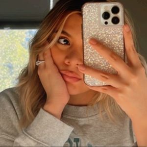 Meet your Posher, Ariana